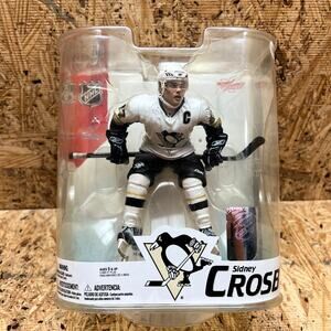 McFarlane Toys 2007 NHL Pittsburgh Penguins Sidney Crosby Ser. 16 Action Figure*
